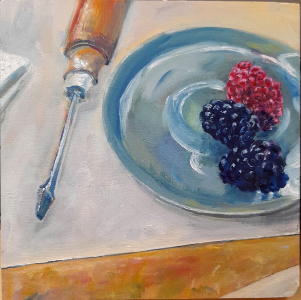 Himbeere und Brombeeren mit Schraubenzieher und Untersetzer Oel auf Multiplex 15 mal 15 cm